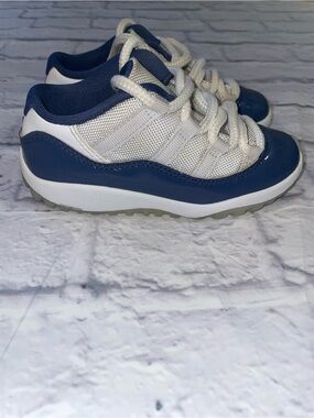 Jordan 11 Retro Low Diffused Blue (TD). Size 10